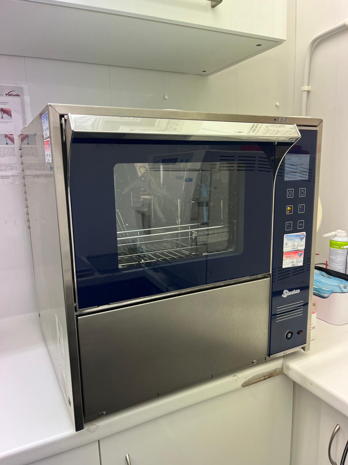Washer / Disinfector - Steelco DS 50 DRS - Benchtop Model