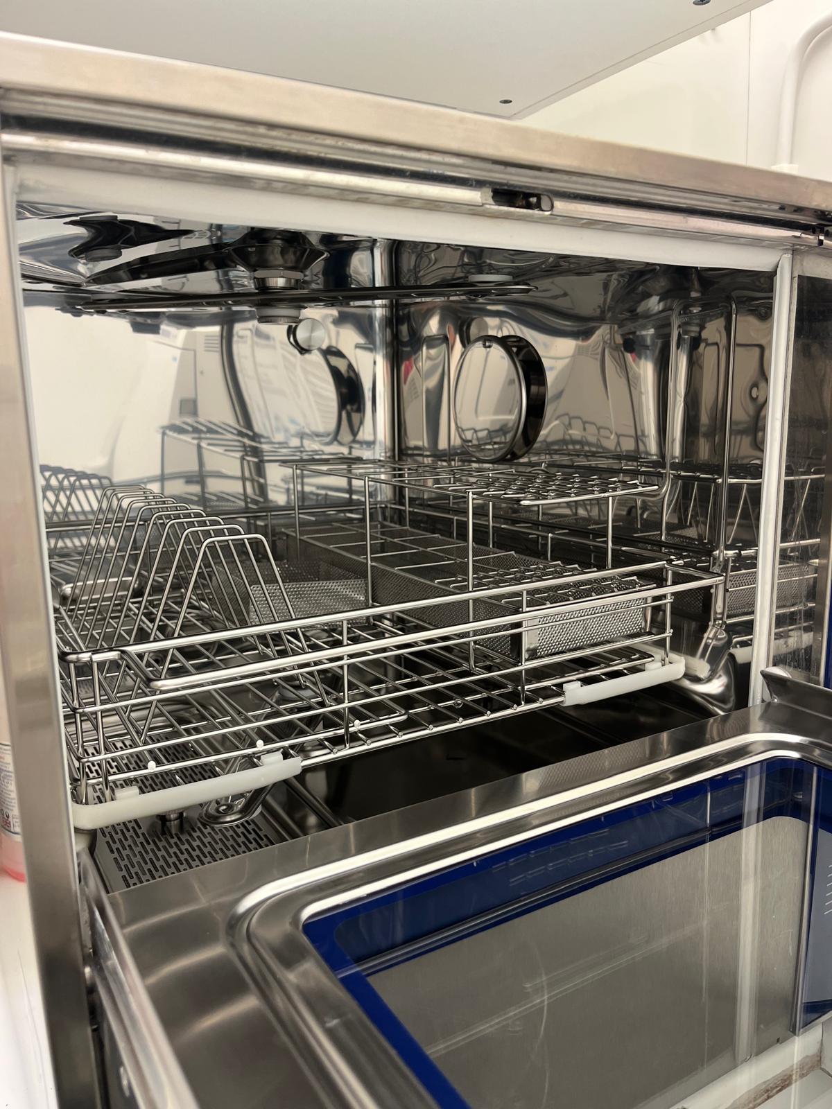 Washer / Disinfector - Steelco DS 50 DRS - Benchtop Model