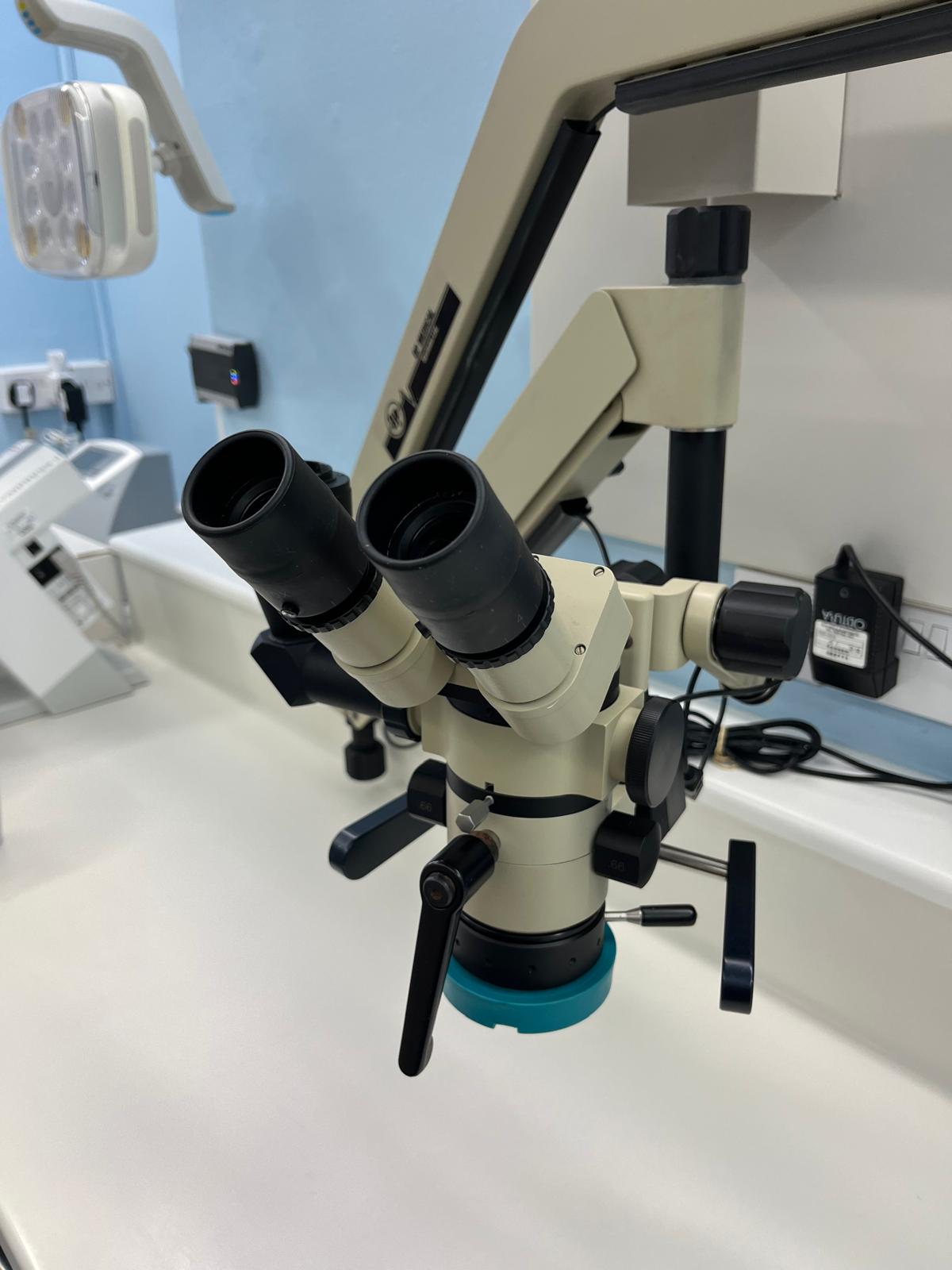 Global G3 Microscope with LED light + original mounting arm + wall plate (VIDEO clip attached!)